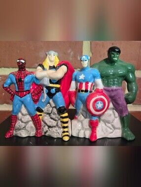 Marvel Superhero Ceramic Salt & Pepper Shakers Spider-Man Thor Hulk Cpt America